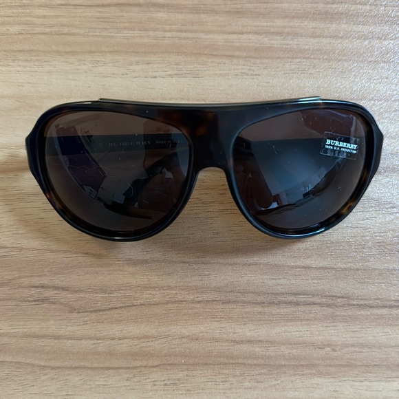 AUTHENTIC VINTAGE BURBERRY SUNGLASSES 🌞 - Picture 8 of 13